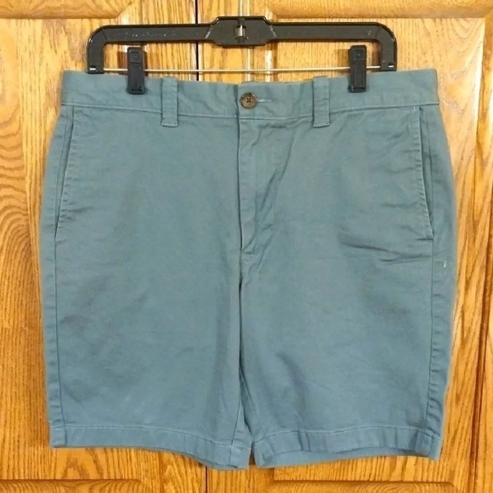 J.Crew Men's Size 33 Flat Front Chino Shorts 9